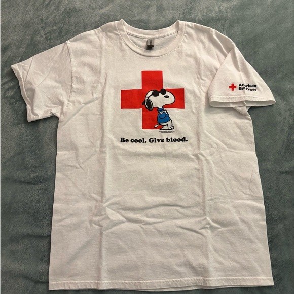 Snoopy Joe Cool - American Red Cross T-Shirt - Picture 3 of 10